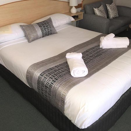 Warwick Vines Motel Extérieur photo