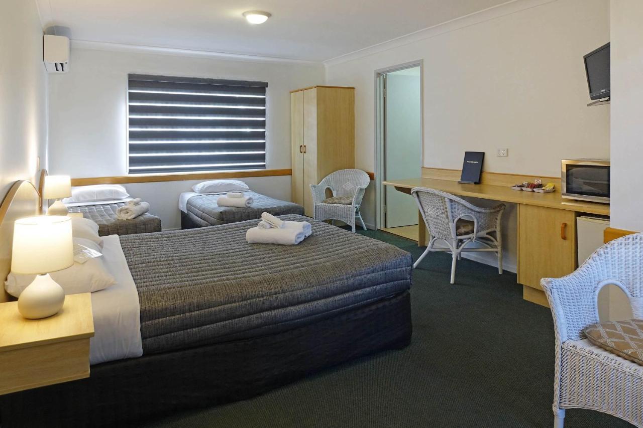 Warwick Vines Motel Extérieur photo