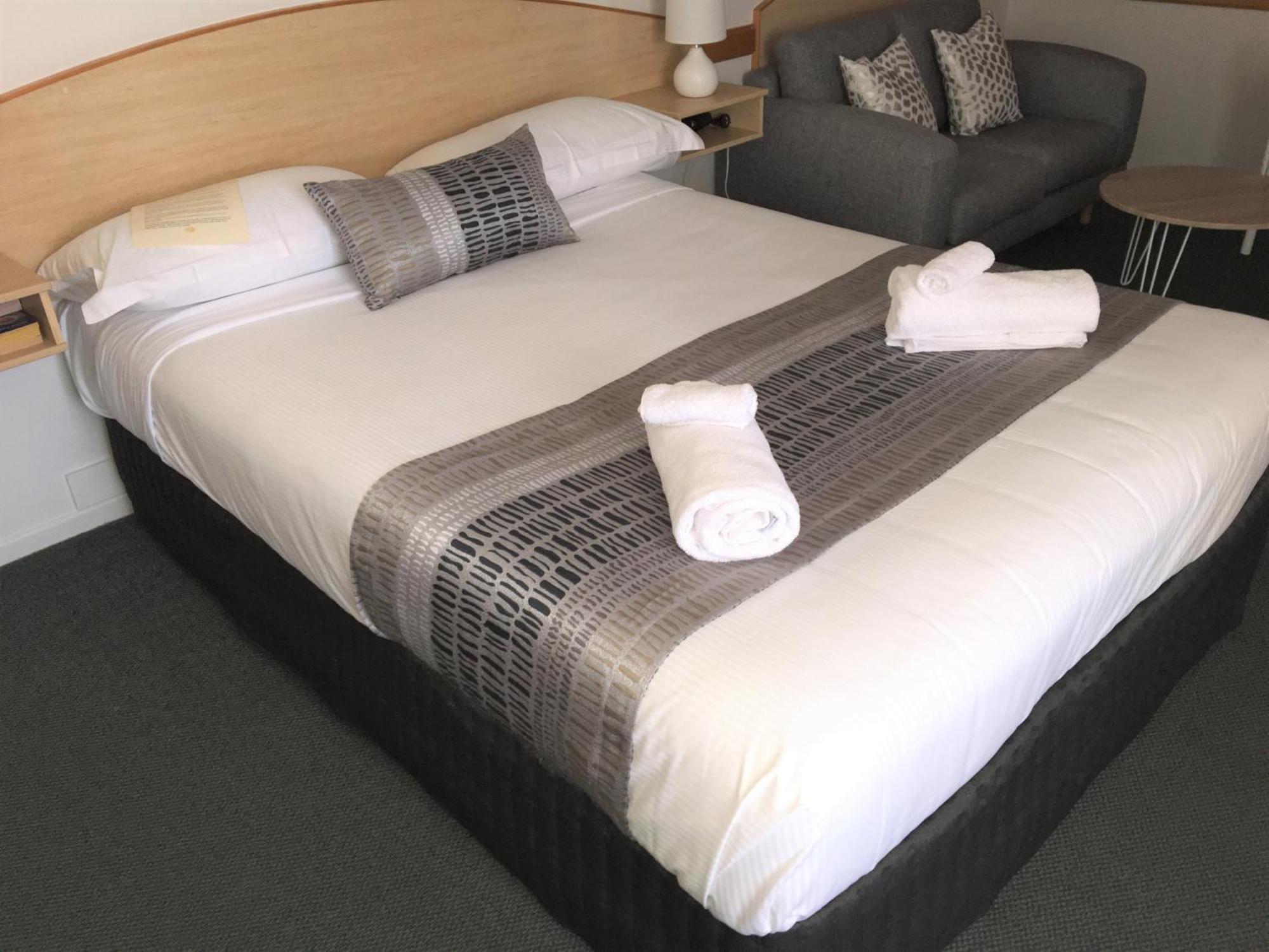 Warwick Vines Motel Extérieur photo