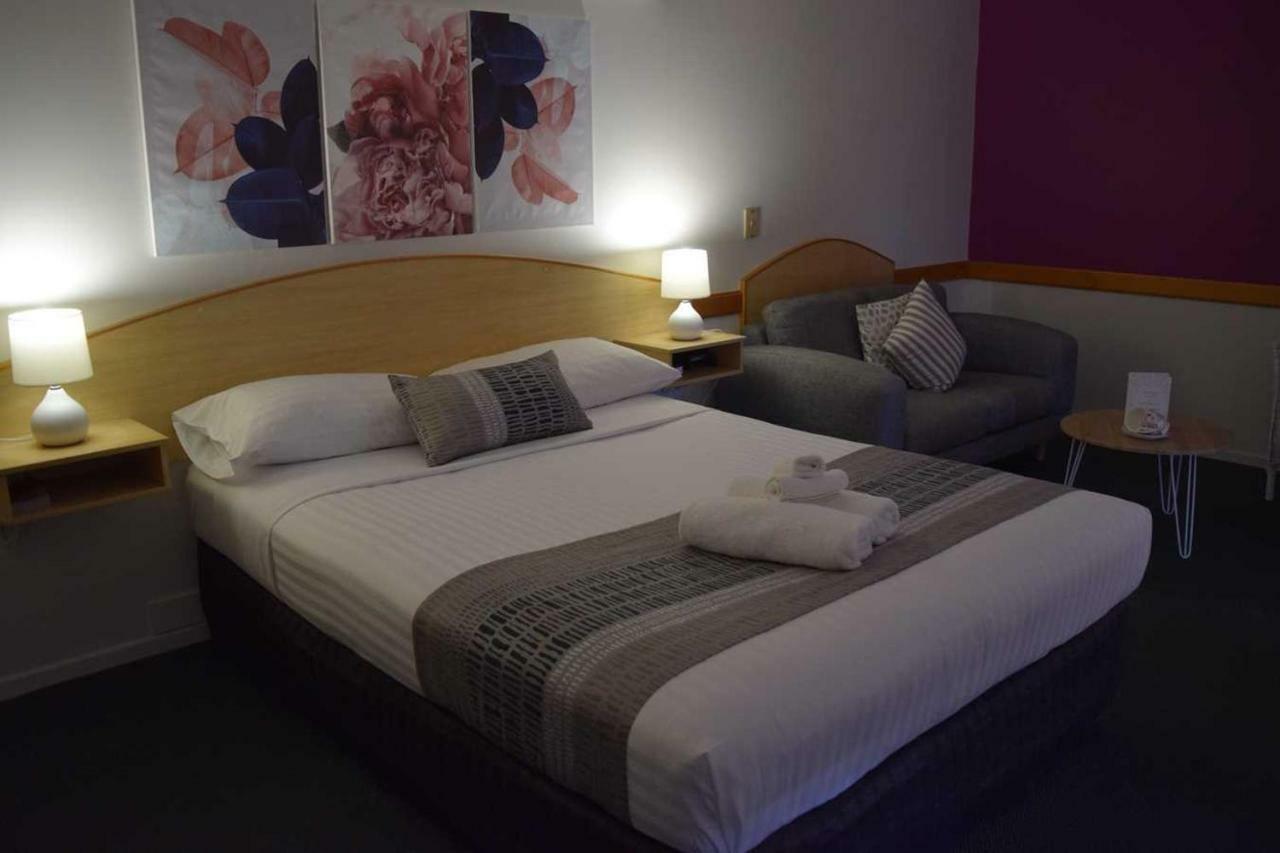 Warwick Vines Motel Extérieur photo